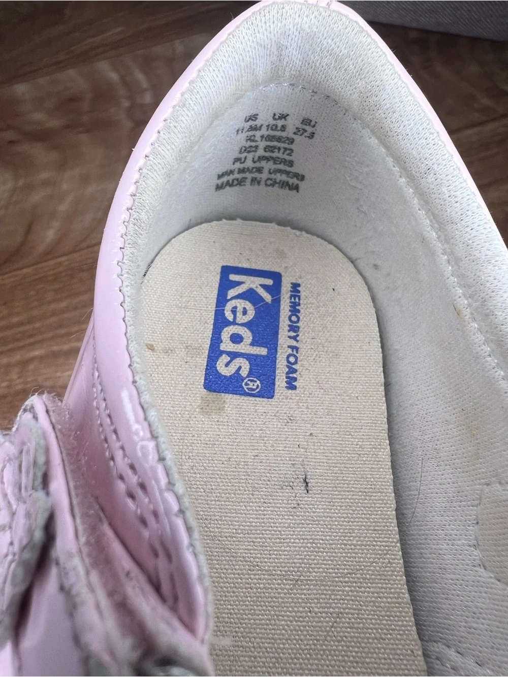 Keds Kids Pink Patent Leather T-Strap Mary Jane Shoes Size 11.5 Memory Foam